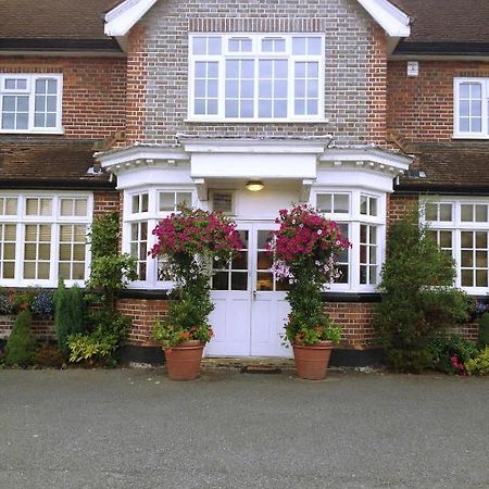 The Royal Standard Guest House Virginia Water Dış mekan fotoğraf